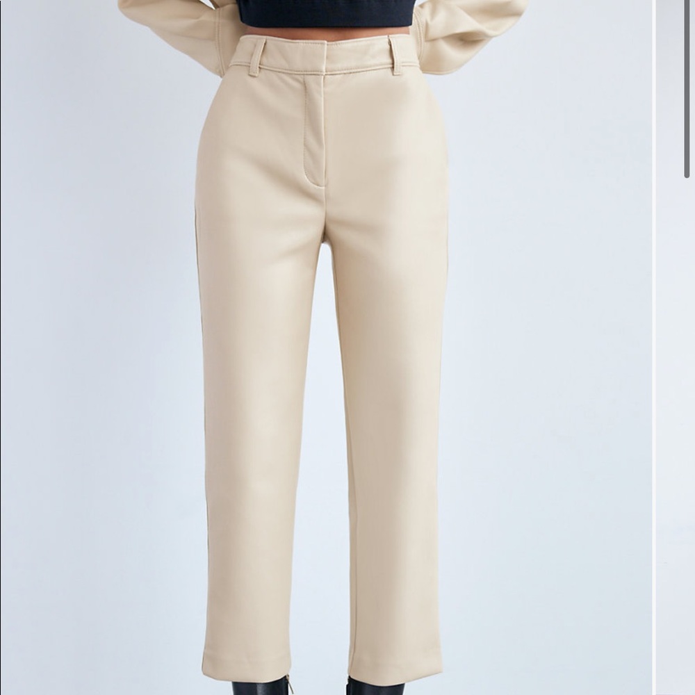 Aritizia command cropped leather pant in bone